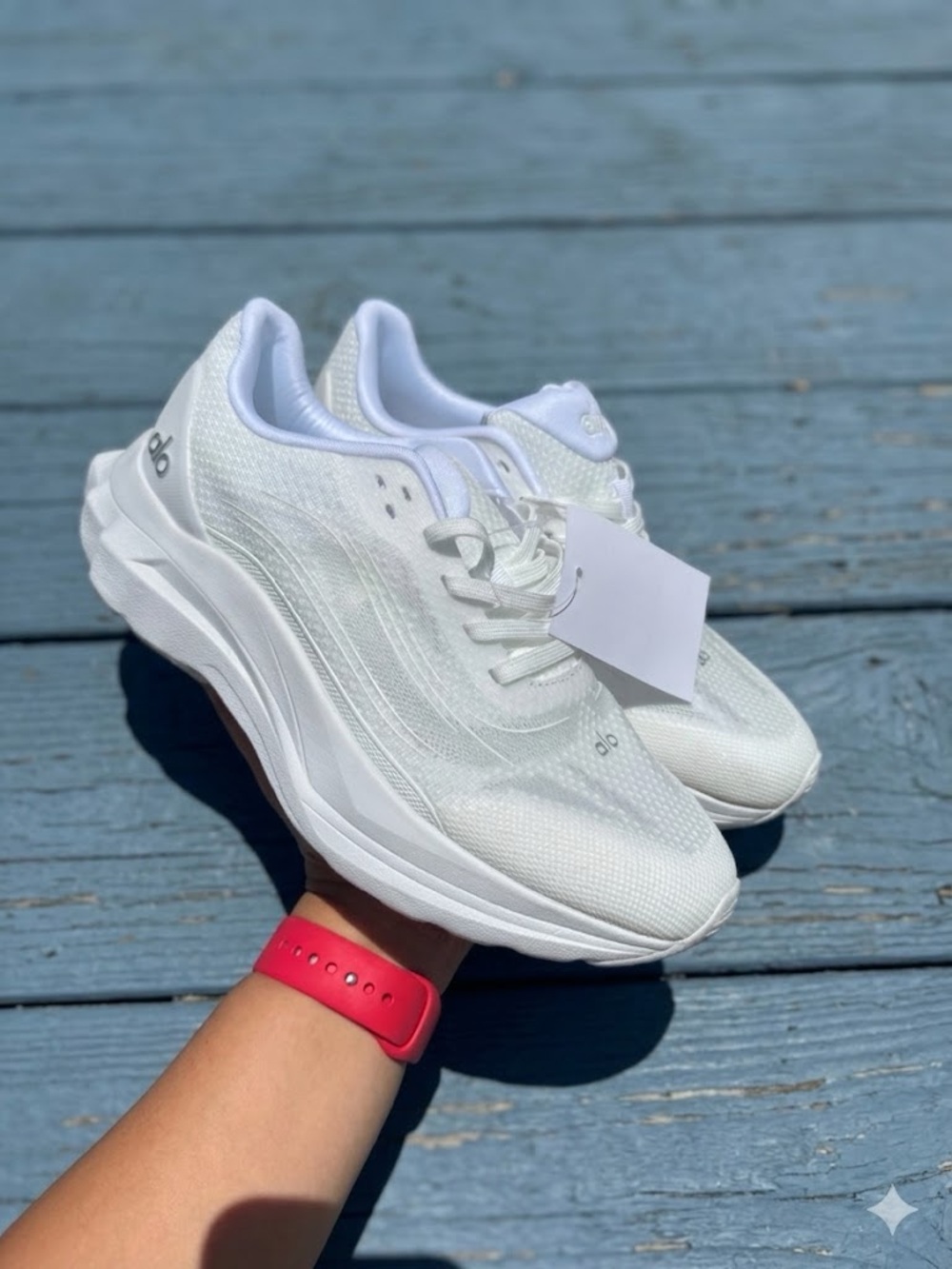 Lightweight White Women's Running Shoes - Alo Women’s 8